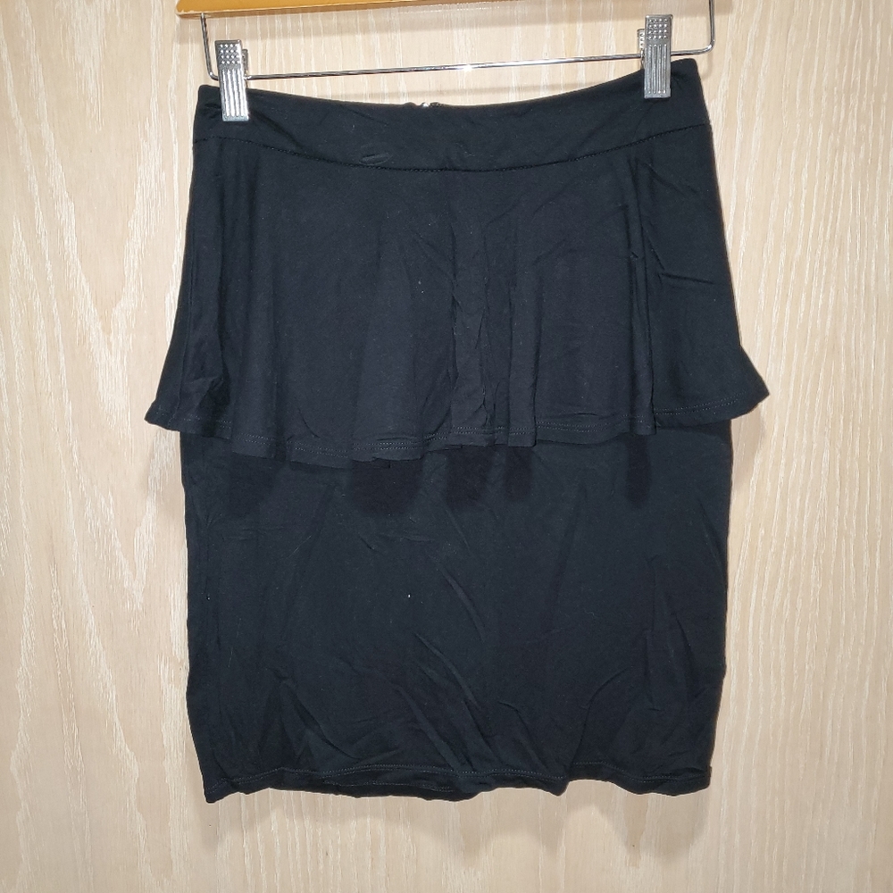 White House Black Market Peplum Skirt